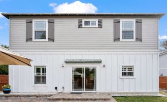 Magnolia Ave Downtown By Beach Kids Playset