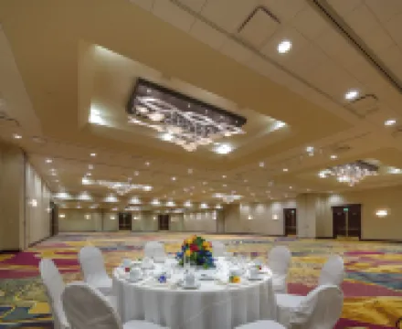 鹽湖城市中心城溪萬豪酒店