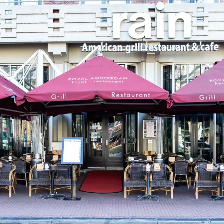 Royal Amsterdam Hotel Отели рядом с достопримечательностью «Де Дав»
