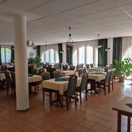 Ágnes Hotel
