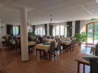 Ágnes Hotel - parking