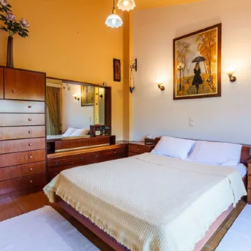 Villa Vlassoula - Beachfront Luxury Villa with Private Pool & Garden Heaven