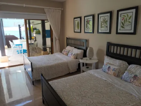 Magnificent villa with ocean view in Puerto Bahia Hoteles en 
