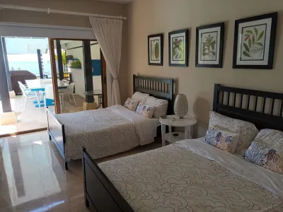 Magnificent villa with ocean view in Puerto Bahia