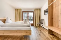 Alpenblick Appartements - 5-zimmer Gartenwohnung - balcony