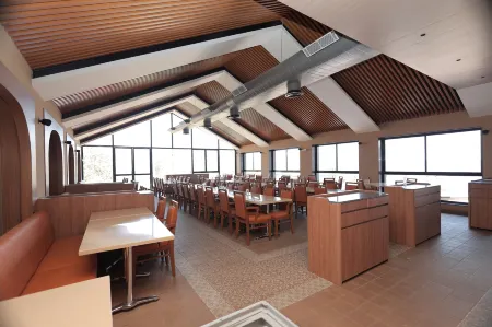 Ripples Resort Отели в г. Saiv Kh