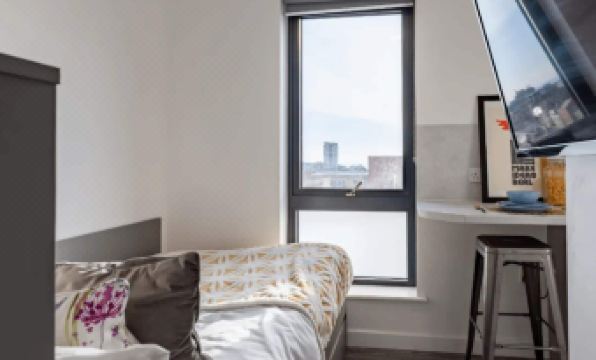 Student Only Oldway Centre