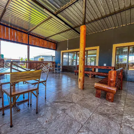 Dingwako Lodge