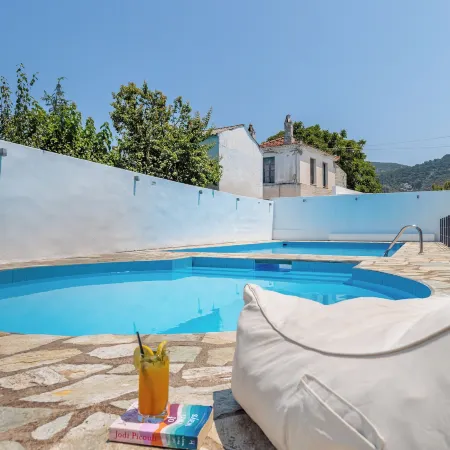 Amalia Hotel