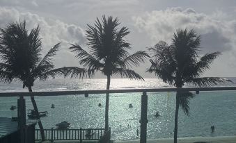 Pousada Mali em Frente As Piscinas Naturais