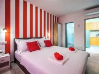 Apartments Sunshine Home Hotels in Vela Luka