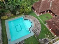 Thuru Sewana Villa Hotels in Pilana