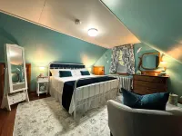 Charming cottage close to Juniata College overlooking historic Huntingdon