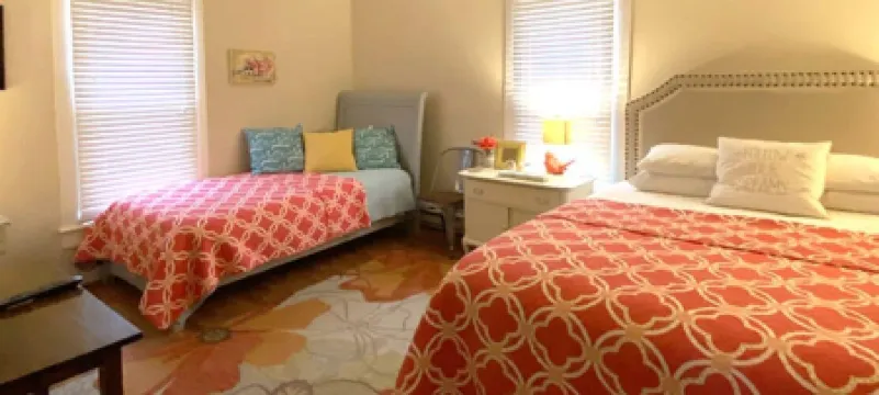 College Inn Bed and Breakfast