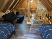 {CABIN #2 of 4}" Comfort ZONE" Pet Friendly 5 Star Cabin
