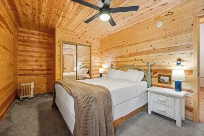 The Minnesota Ridge Cabin