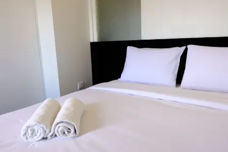 Homey 1Br Apartment at Gateway Ahmad Yani Cicadas Отели в г. Cibeunying Kidul