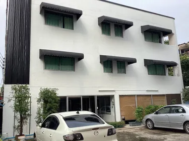 รูปภาพของมาย บางกอกน้อย