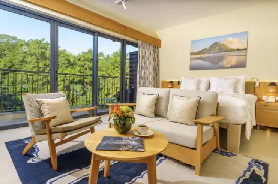 Ocean's Creek Beach Hotel