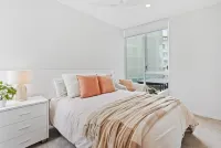Luxury Beachfront Stay in Kirra