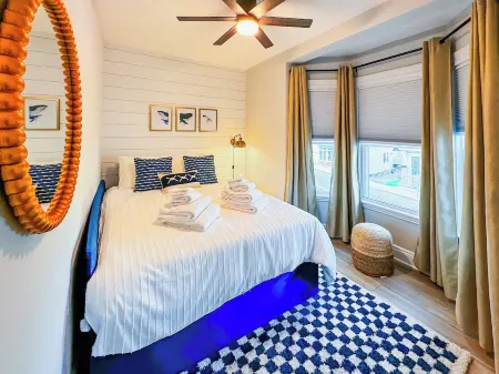 Walk to DNTN/Beach/Beauport, Boat Island, New Home