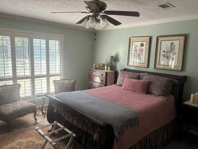 Charming 3-bedroom home in quiet Bryan neighborhood in the heart of AggieLand! Hotels in der Nähe von Brazos Valley African American
