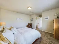 Sagewood Retreat-Centrally Located