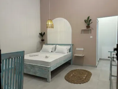 GypSea Arugambay Hotels in 