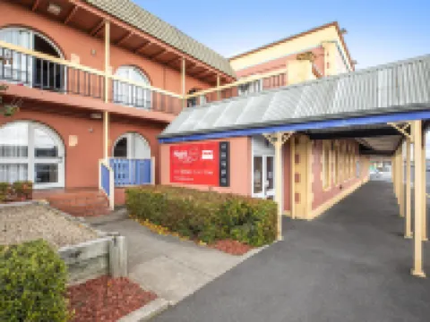 Nightcap at Federal Hotel Mt Gambier Hotels in Mount Gambier