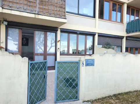 Martigues, superb studio (2)opposite the Etang de Berre