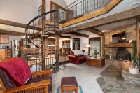 Bolton Landing Mountain House! Hotels in Bolton