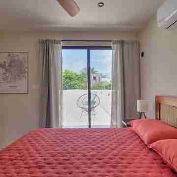 Casa Cigno in Merida Centro with Sunny Pool & Private Garage! Rooms