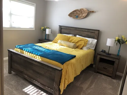 2 Bedroom Apartment Close to the Action