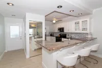 Paradise Awaits! 2-Bed Ocean Front Condo on Seven Mile Beach - Grand Cayman