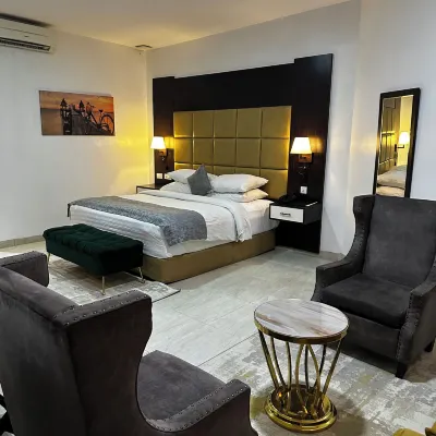 Rollace Hotel Hotels near Ladipo Spare Part market