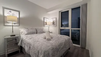 Executive 1 Bedroom Vaughan Metropolitan Condo Hotels near Cyclepath Woodbridge
