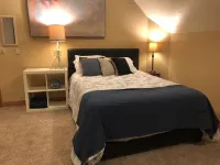 Pet Friendly, open floor plan, 2 spacious bedrooms, 10 minute walk to lake