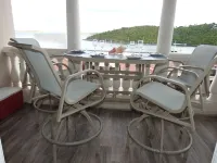 You'll love this remodeled Grande Bay one-bedroom