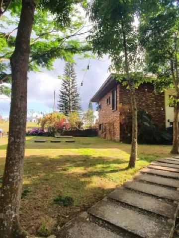 Charming Family Suite Near Popular Places