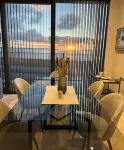 Luxurious modern apartment in Reykjavik with ocean view! Hotels in 