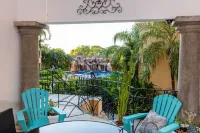 Sunrise#25 Pura Vida, fully equipped 2/2 safe, original first floor w/xtras