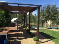 Experience a Relaxing Retreat at Lookout Mountain Lodge Hotels near The Buffalo Bill Museum and Grave