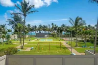 Luxe Beachfront 2 bdrm 2 bth Penthouse Unit on Beach in in Luquillo