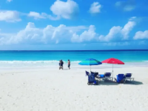 Spacious 3 bedroom 2 bath home close to town Hotels in Culebra