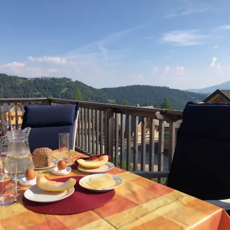 Chalet Klippitzalm: Traditional-style wooden chalet, ideal for skiing and hiking