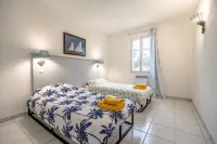 Superb apartment with swimming pool