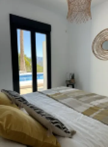 4 person vacation home with stunning sea and mountain views! Hotels in Sayalonga