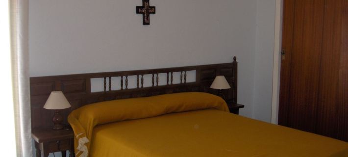 I villa with private pool, large garden, porch, terrace and playground. Hotele w: Roses