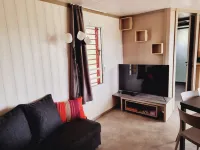 Chalet Etxean, 1 à 6 Personnes, Terrain et Piscine