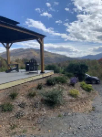 Lucy's Cottage has Exceptional views of the Blue Ridge Mountains!